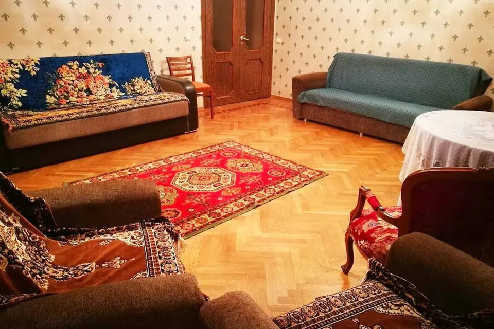 Уютная квартира рядом с ПАГОДА СЕМИ ДНЕЙ