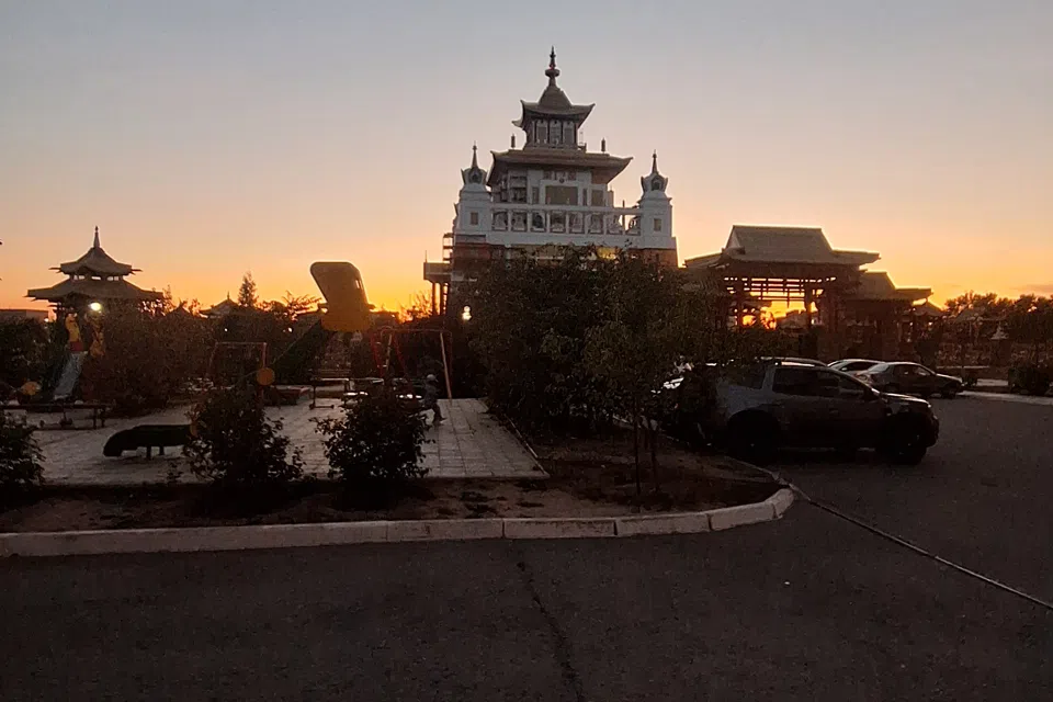 Уютная квартира с видом на хурул.