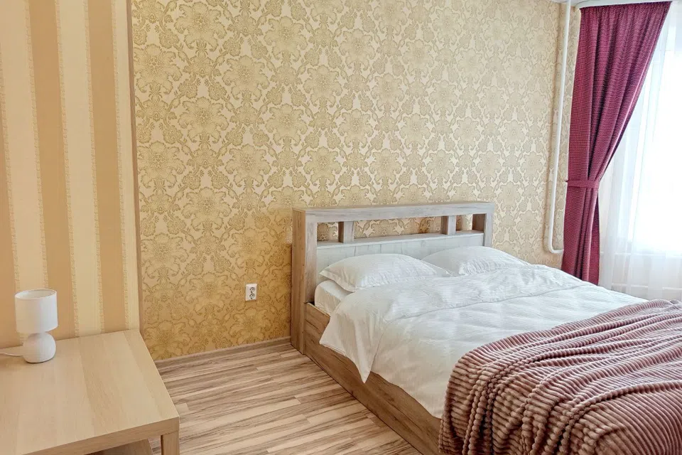 Однокомнатная квартира рядом с ОДКБ, Аквапарком