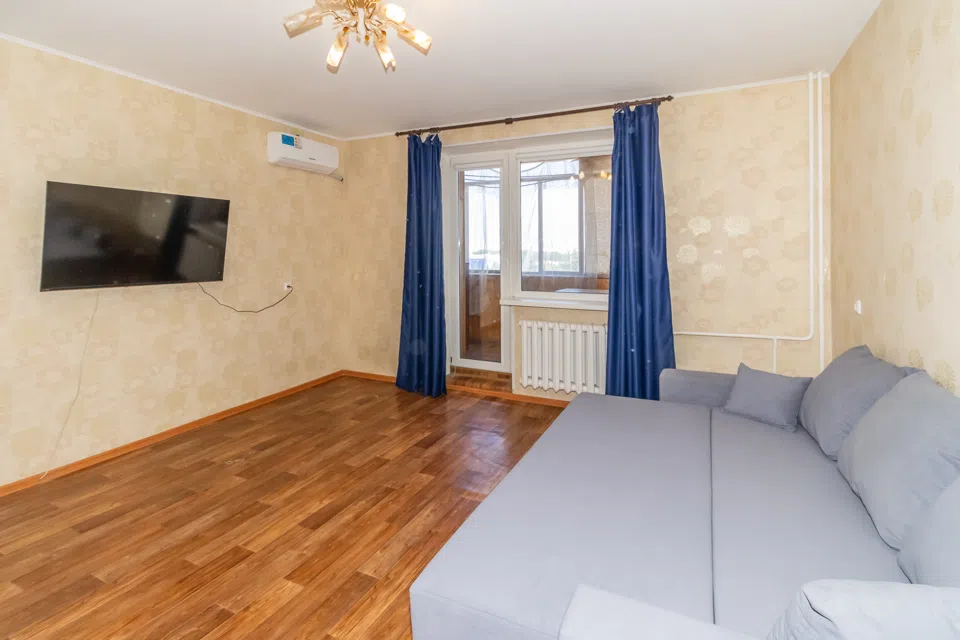 2-комн квapтиpа на АМЗ