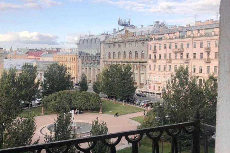 Квартира в золотом треугольнике Петербурга