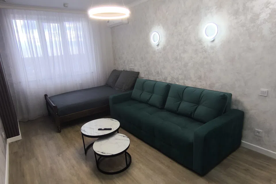 Однокомнатная квартира с дизайнерским ремонтом
