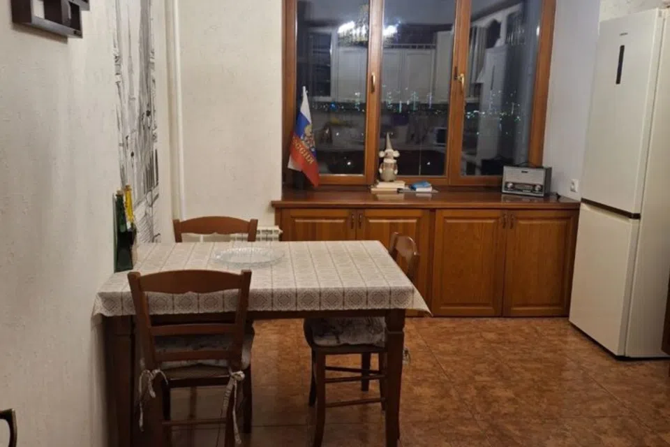 Шикарная квартира в самом центре города с видом на Ениссей.