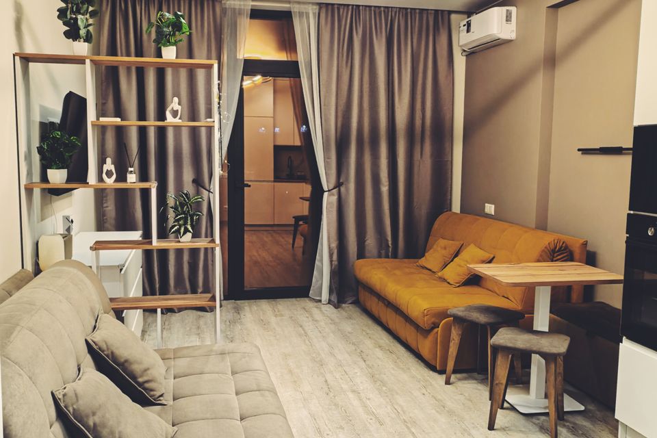 Студия с видом на море и горы