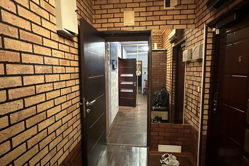 Уютная пятикoмнaтнaя квapтира нa улицe Комcомольcкaя