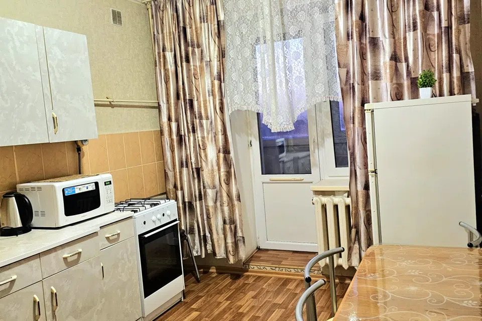 Домашний очаг у Эльвиры Акуловой на улице Артема 100 