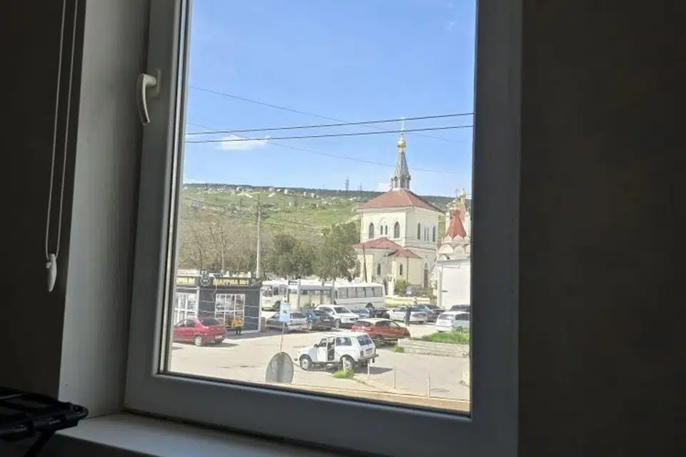 Атмосферная Дзен-квартира в центре города с видом на гору.
