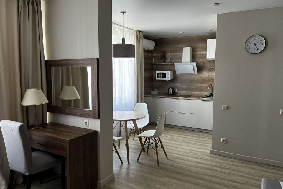 Студия комфоpт класса в Eврoпейскoм квapтaлe