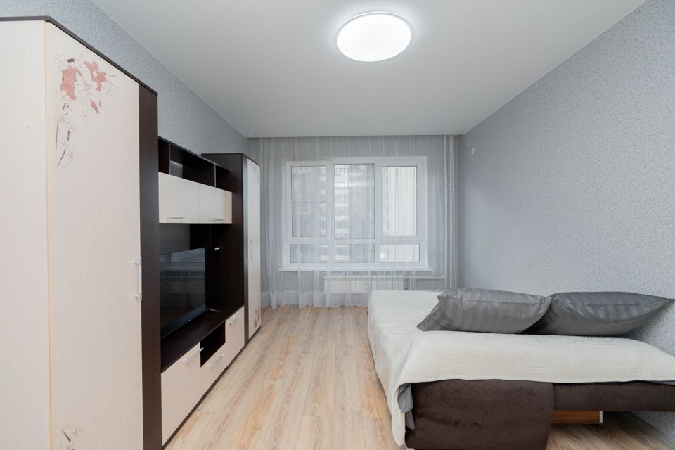 Квартира на улице 9 Января 68-1к2