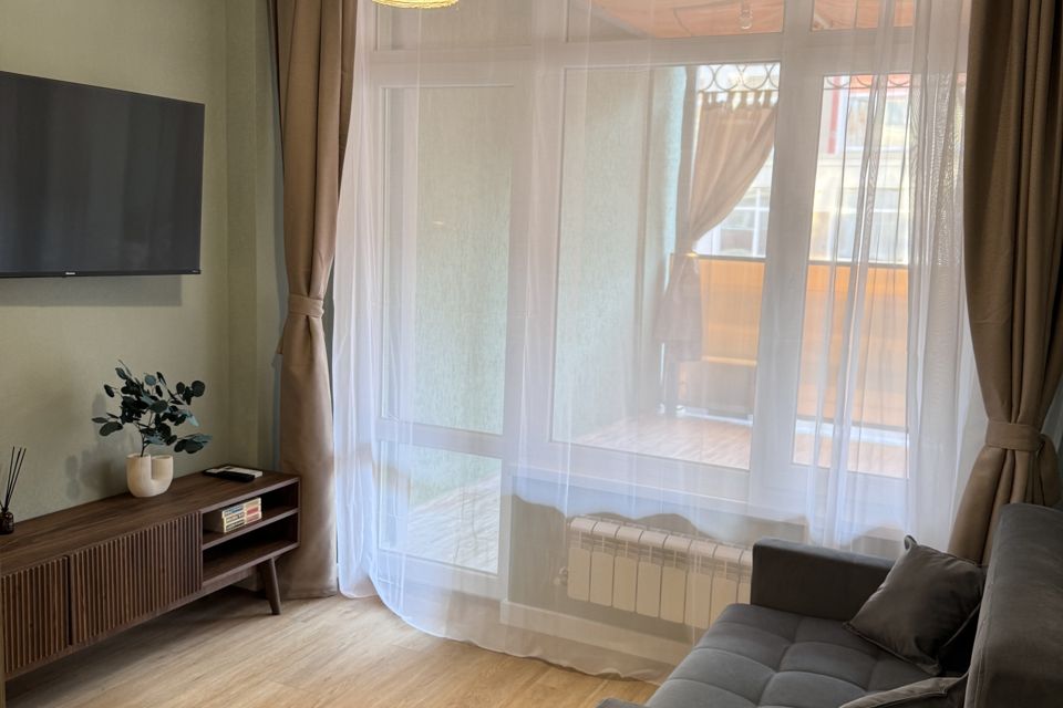 Квартира на улице Военных Строителей 12к10