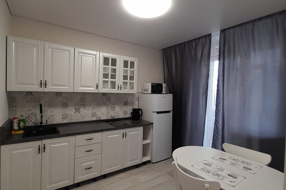 Однокомнатная квартира напротив ТРЦ Планета