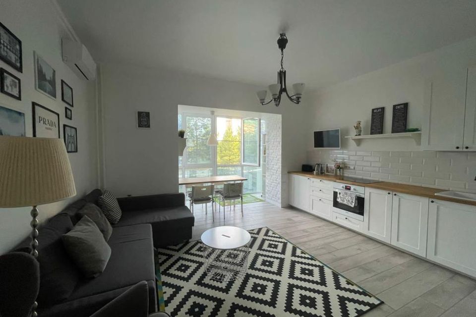 Двухкомнатная квартира на озере Большой Еланчик