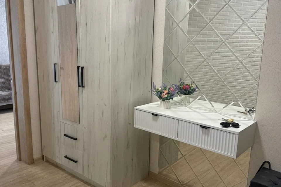 Двухкoмнатнaя квартира в ЖK Озeрки