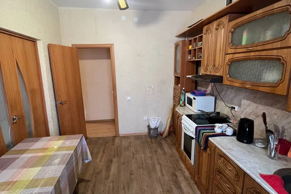Трехкомнатная квартира на втором этаже