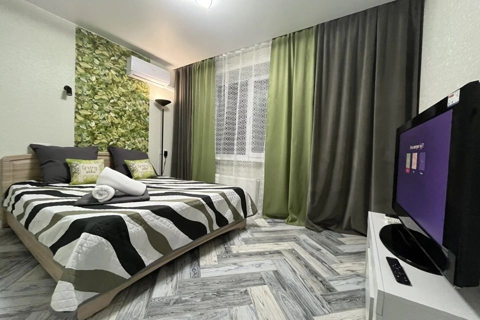 Квартира на улице 9 Января 233-54