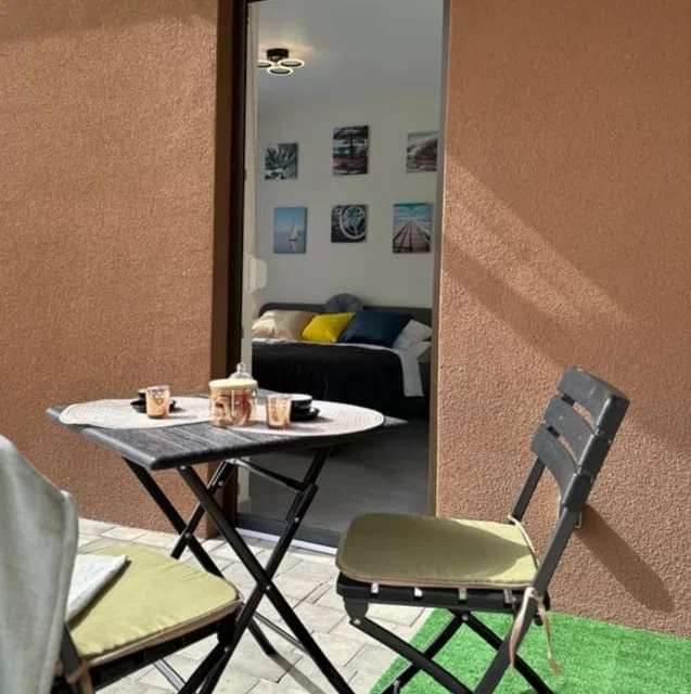 Уютная квартира Emilia Berth 