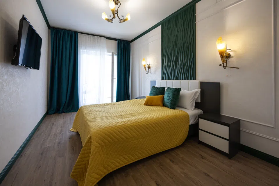 LovelyHome39 у Нахимовского училища