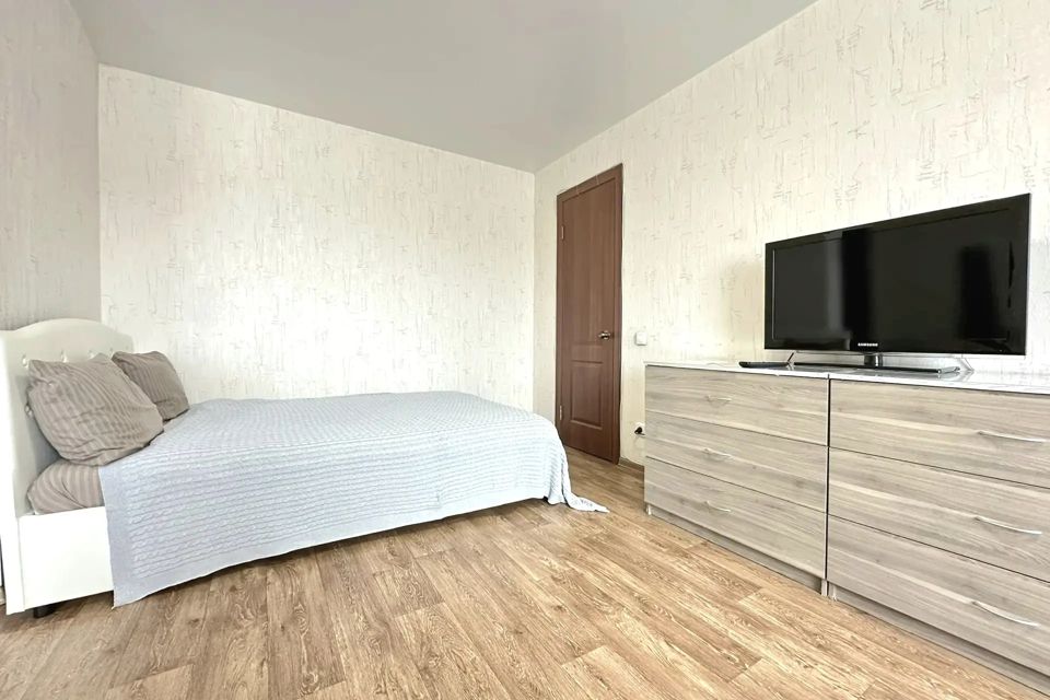 2-к квартира в центре на Дзержинского