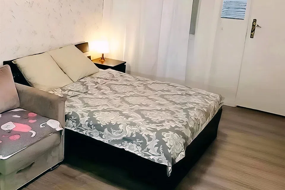 Уютная квартира в Кировском районе 