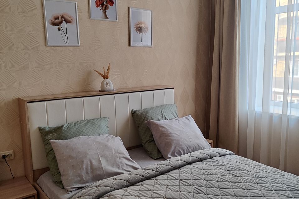 Квартира посуточно в центре возле Цветника