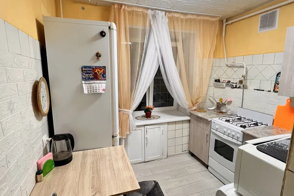 Уютная квартира рядом с метро Заречная 