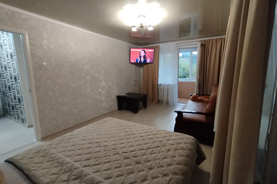 Уютная квартира в центре Партенита.