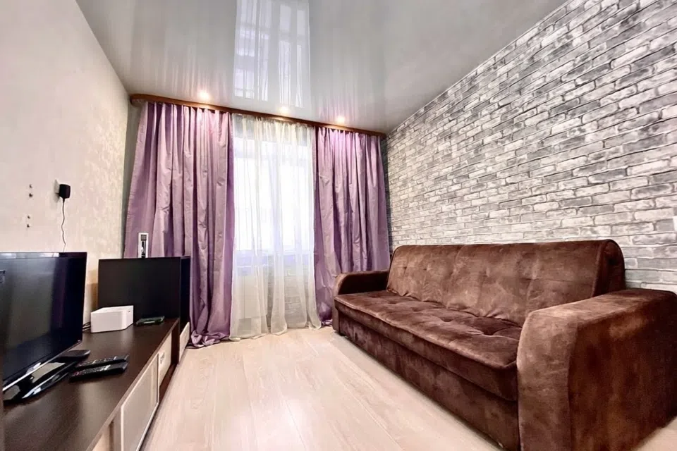 FlatRoom в центре на 2 этаже для 4 гостей