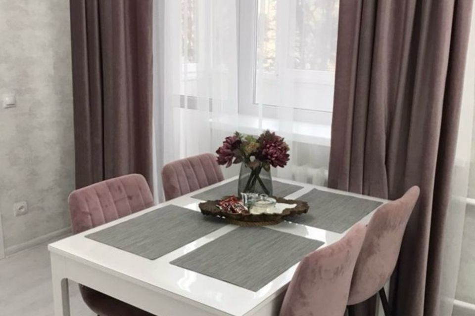 Уютная двух-комнатная квартира в самом центре города