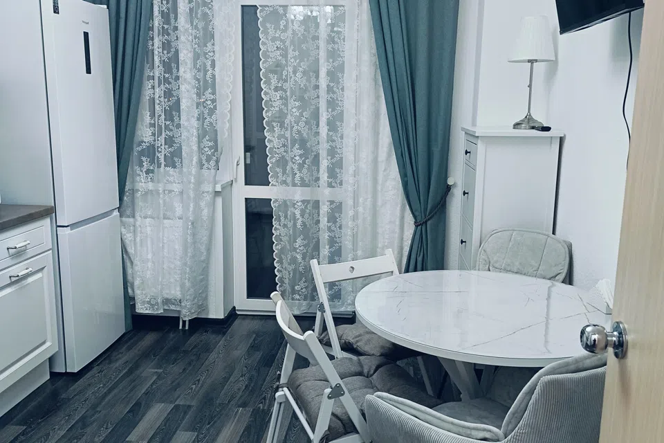 Уютная однокомнатная квартира рядом с Екатеринбург Ареной.