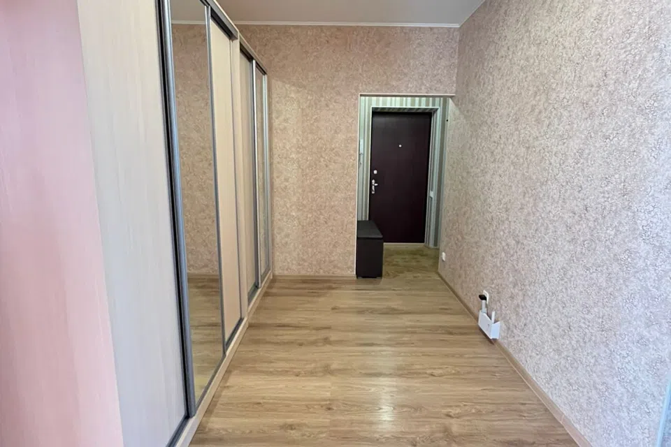 Просторная, 3-х комнатная квартира, с уютной лоджией.
