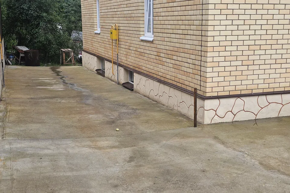 квартира с индивидуальной парковкой , с видом на город