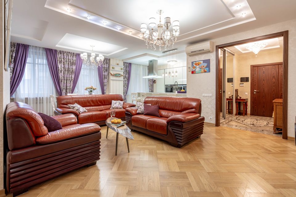Роскошная 4-х комнатная семейная квартира