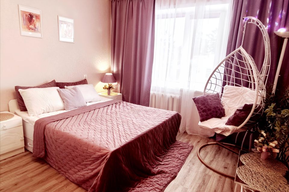 Недвижимость Посуточно. 2кв. Академгородок.Мешалкина НВВКУ.