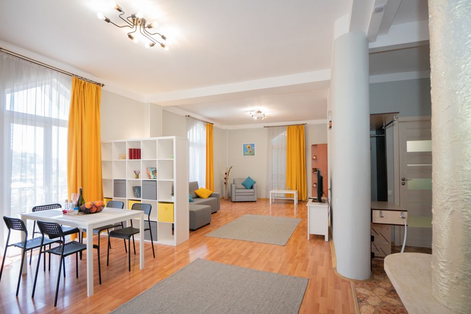 Двухуровневая квартира для большой семьи