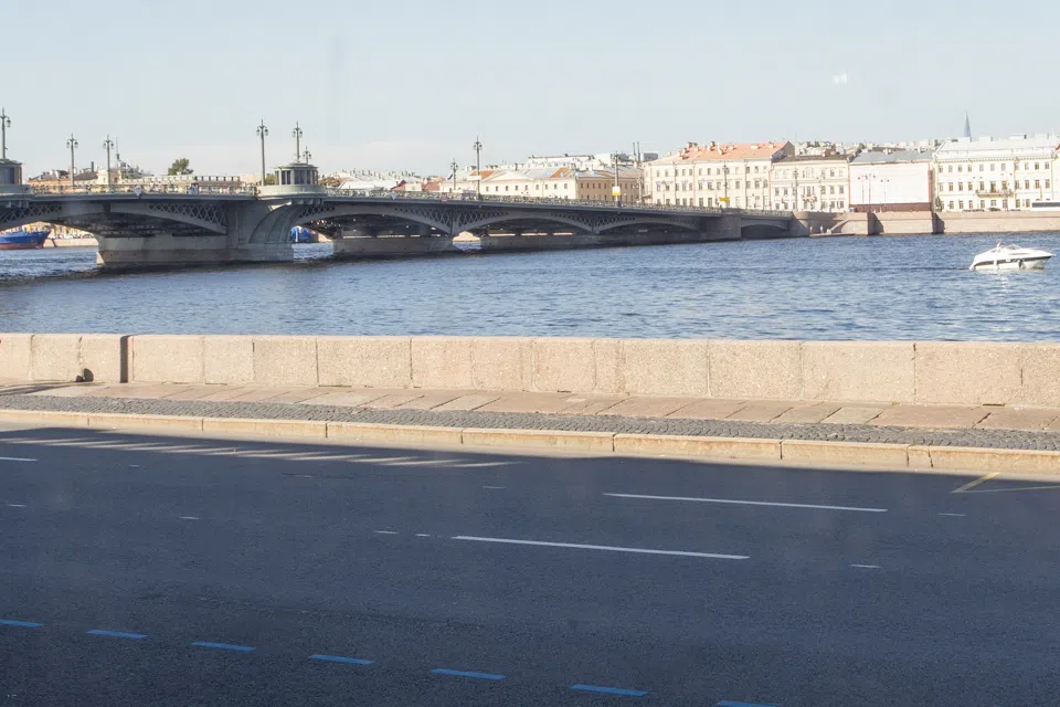 Роскошь с видом на Неву