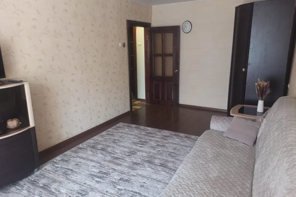 Однокомнатная квартира в тихом районе рядом с парком Дружба 