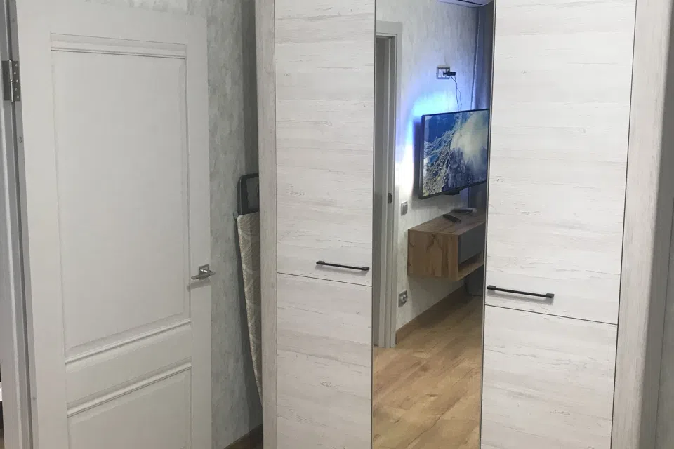 Уютная квартира с видом на лес в Курортной части города 