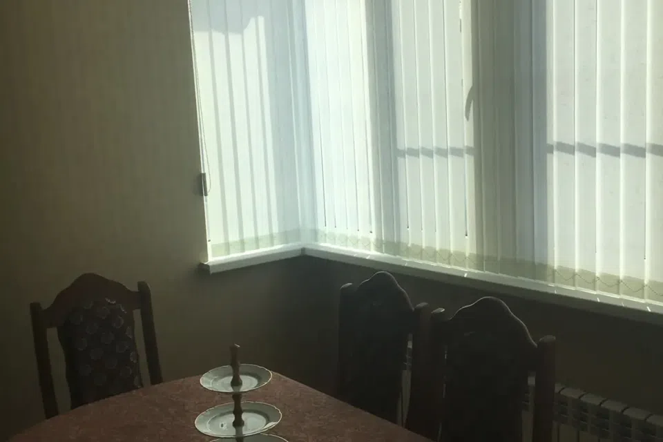 Уютная квартира,со своей детской площадкой.