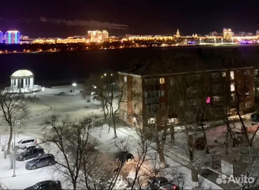 КВАРТИРА С ВИДОМ НА КИТАЙ. ЦЕНТР ГОРОДА. НАБЕРЕЖНАЯ