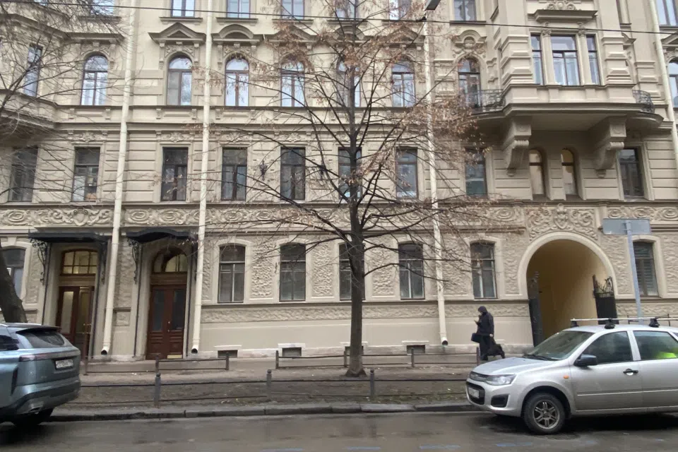 Уютная отдельная двухкомнатная квартира в центре.