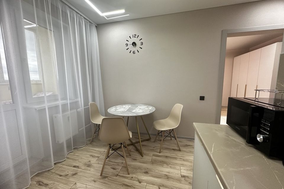 Новая квартира с дизайнерским ремонтом с удобным располож