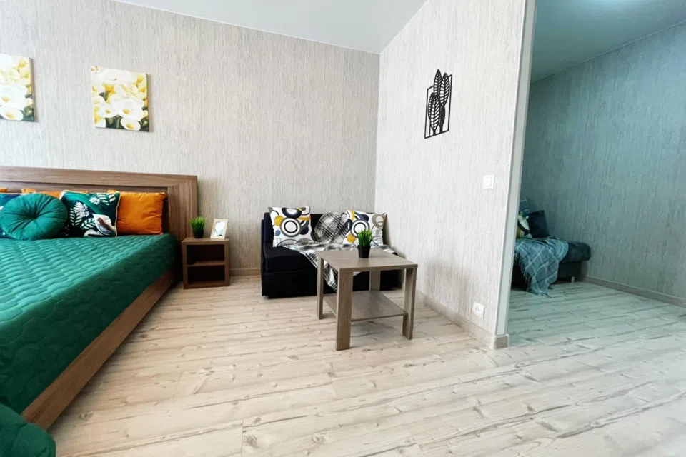 Aparthause_72 Апартаменты Kristall home