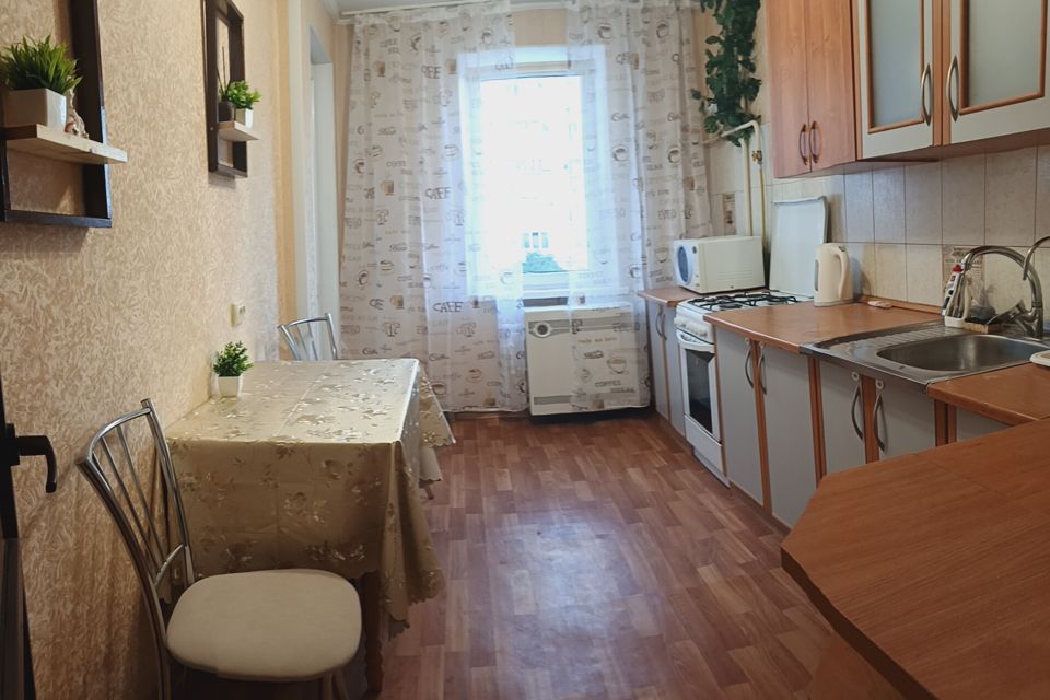 Большая квартира возле Парка Победы