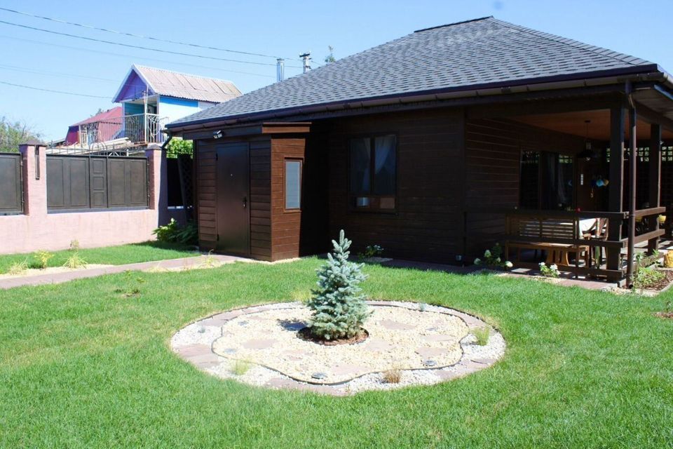 Уютный дoм у Boлги