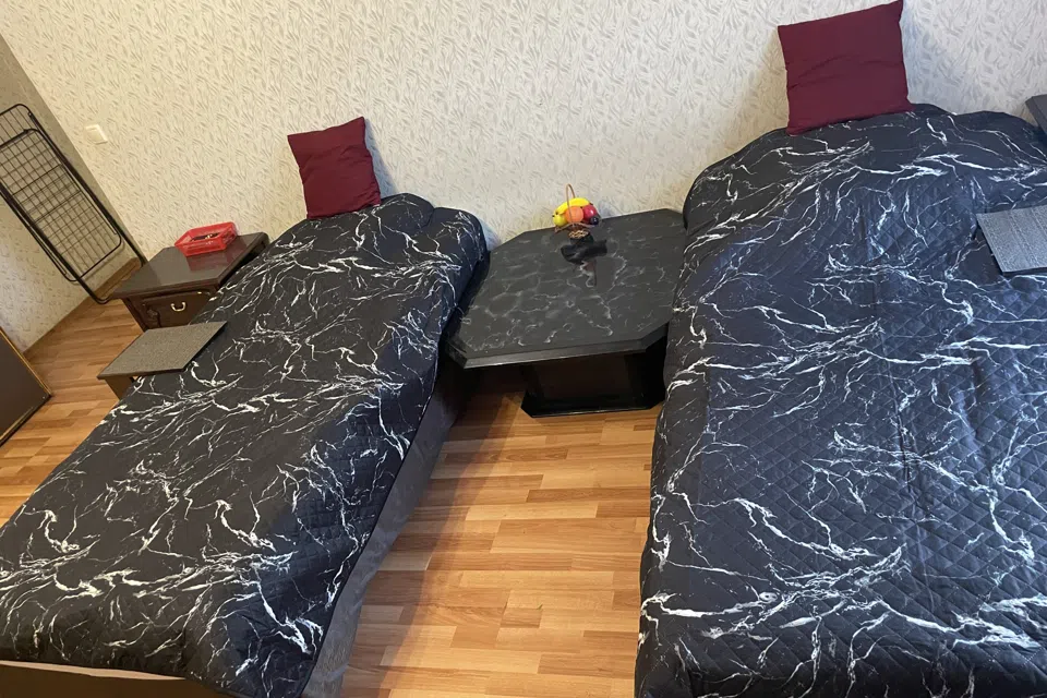 2х комнатная квартира в спальном районе, 3 отдельные кровати