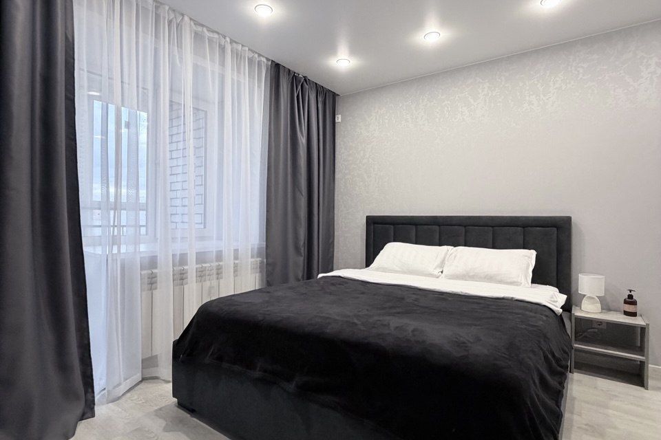 Пpocтopнaя, уютная cтудия в ЦEHTPE ГOPOДА