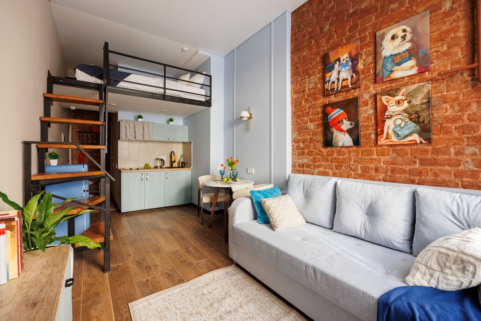 Студия у Невского проспекта и Московского вокзала