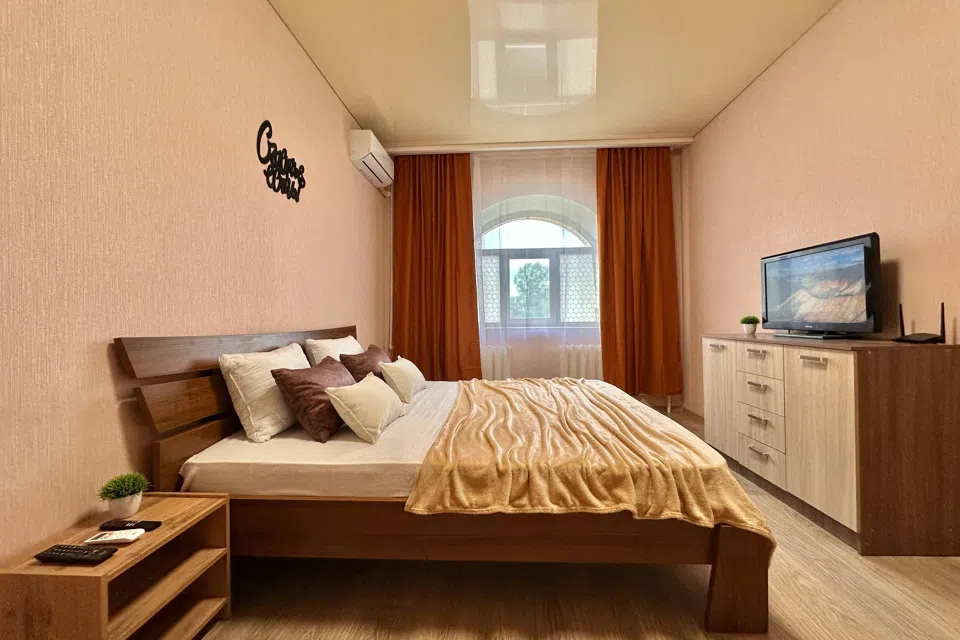 Апартаменты LikeHome на Гагарина 27 к.6