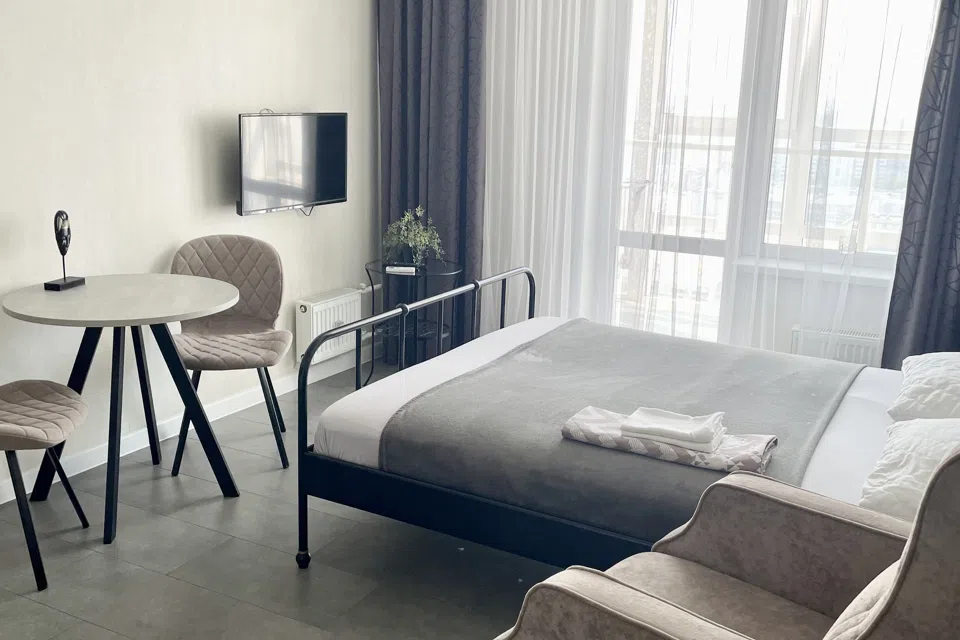 Студия LOFT с красивым видом на город