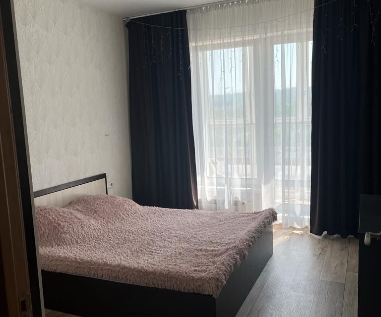 Уютная квартира рядом с МНТК 